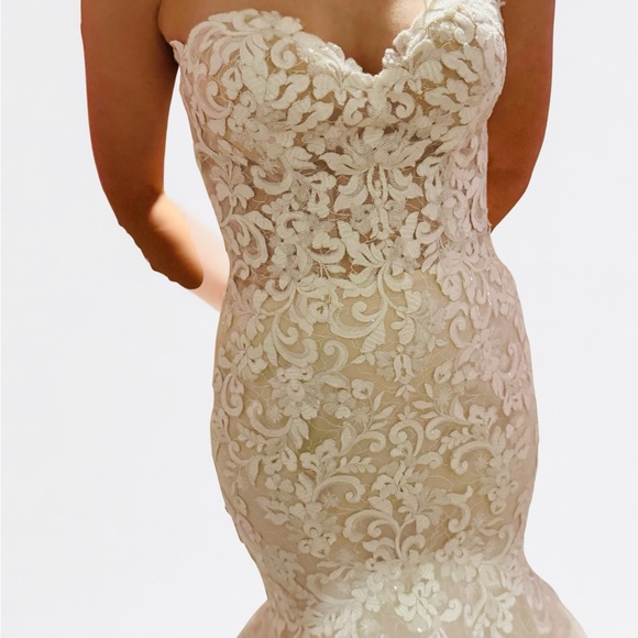 Strapless Lace Dress in Cream